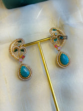 Load image into Gallery viewer, Heritage Big Statement Pendant Bird Sabya Necklace set
