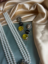 Load image into Gallery viewer, Jaguar long Pearl doublet stone antique necklace set
