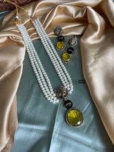 Load image into Gallery viewer, Jaguar long Pearl doublet stone antique necklace set
