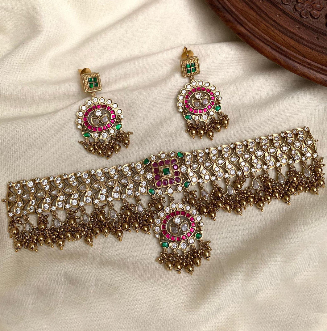 Premium Kemp stone Heavy Choker Kemp Stone necklace Temple set