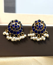 Load image into Gallery viewer, Pachi Kundan Small Flower Blue Stud Earrings
