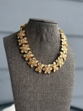 Load image into Gallery viewer, Tayani 22k gold plated flower Simple Dainty necklace set
