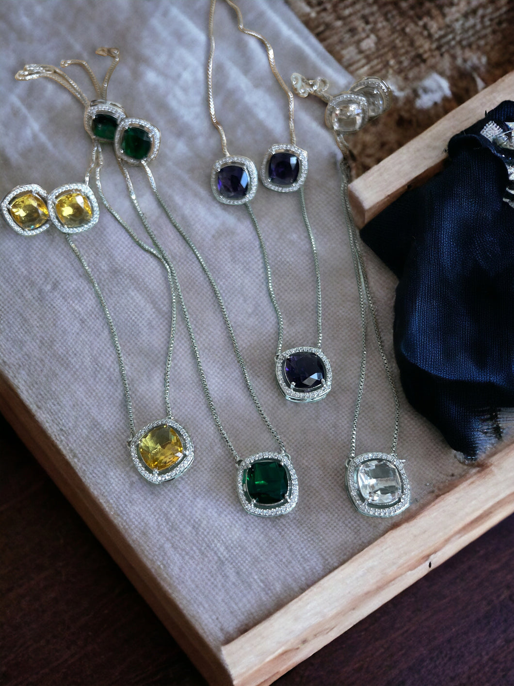 American diamond Dainty Pendant Necklace set
