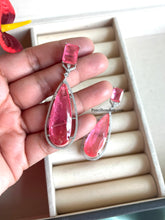 Load image into Gallery viewer, Designer Doublet Dangling earrings
