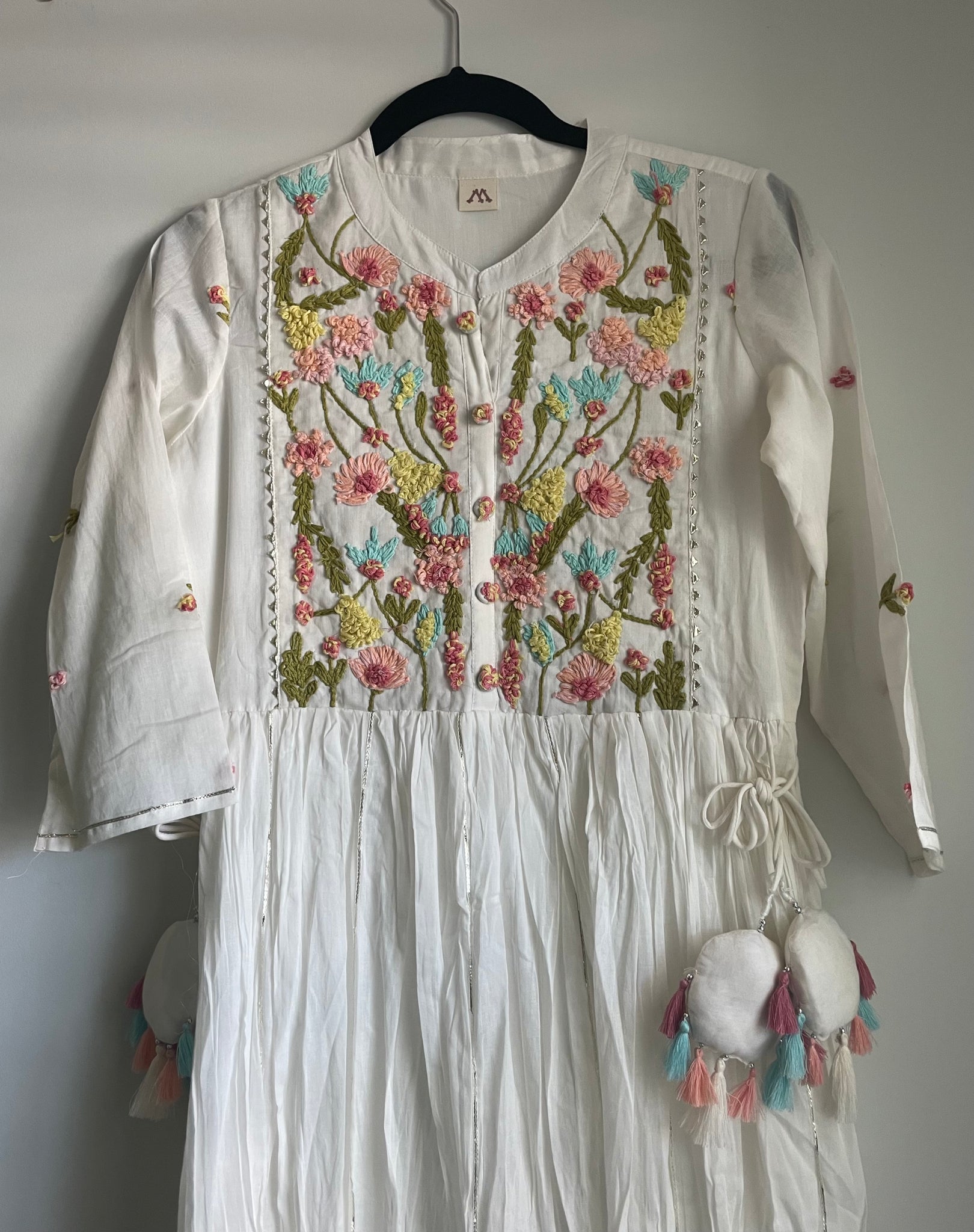 White Multicolor Thread Embroidery Long Dress Women Clothing 44 White Multicolor Thread Embroidery Long Dress Women Clothing 44