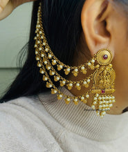 Load image into Gallery viewer, Lakshmi ji Temple Pearl Kemp Stone sahara Earrings
