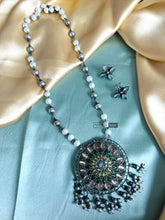 Load image into Gallery viewer, German silver Round Stone Pendant Set necklace set
