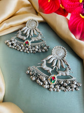 Load image into Gallery viewer, German silver pachi kundan Horse turkish Silver 92.5 silver coated Ghunghroo Earrings
