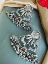 Load image into Gallery viewer, German silver pachi kundan Horse turkish Silver 92.5 silver coated Ghunghroo Earrings

