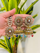 Load image into Gallery viewer, Pearl Mirror Jhumka Set with Maangtikka Set
