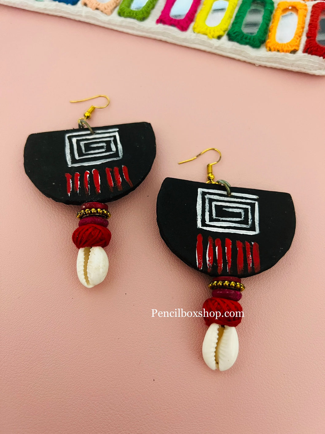 Tribal blacky Red shell Handmade handpainted Earrings