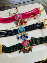 Load image into Gallery viewer, Meenakari Kundan Beads Premium Choker necklace set with maangtikka

