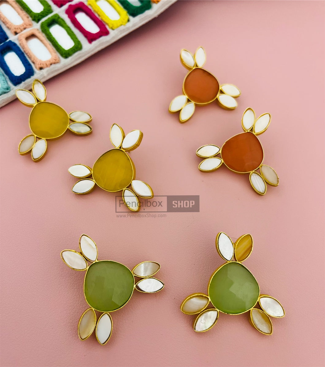Natural Stone Pastel Mop Flower shape Stud earrings
