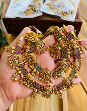 Load image into Gallery viewer, Elephant Matte Finish Multicolor stone kemp stone Temple Necklace set
