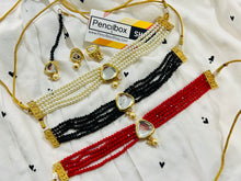 Load image into Gallery viewer, Simple sleek Kundan Back side Meenakari Beads Choker Necklace set with maangtikka
