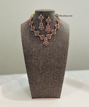 Load image into Gallery viewer, American Diamond Geometric Stylish Simple Necklace set
