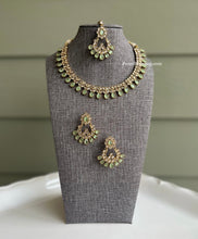 Load image into Gallery viewer, Polki Pearl Amira Necklace set with Maangtikka
