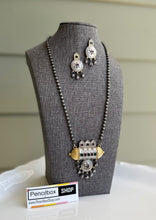 Load image into Gallery viewer, German Silver Stone Long Ghunghroo necklace set
