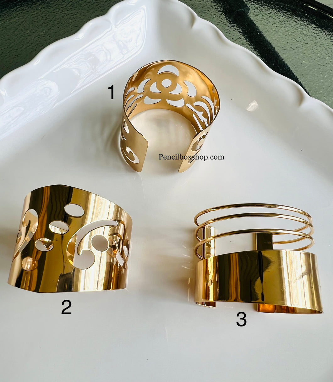Golden Cutwork Adjustable Cuff Bangle kada IDW