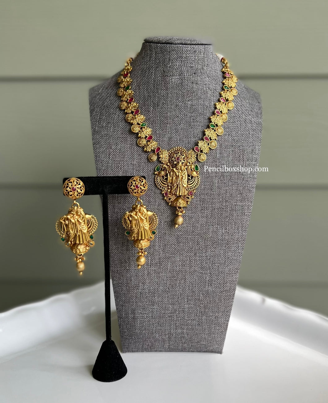 Simple  Dainty Multicolor Radha Krishna  Kemp Stone Necklace set