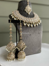 Load image into Gallery viewer, Premium Quality Statement Designer Polki Kundan Inaaya Necklace set with Maangtikka
