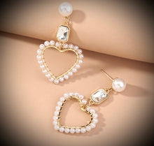 Load image into Gallery viewer, Crystal Heart White pearl Dangling Earrings IDW
