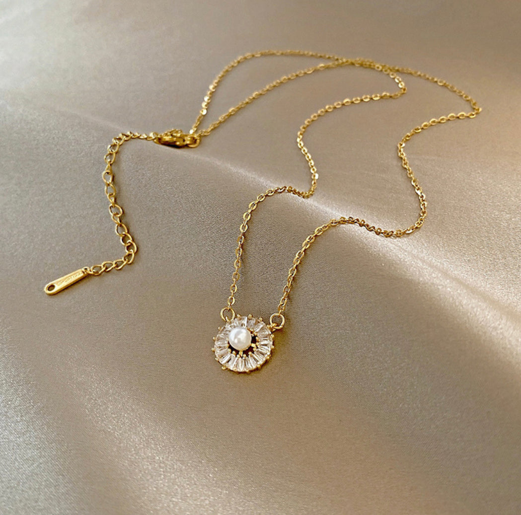 American Diamond Titanium Pearl White Elegant Necklace IDW