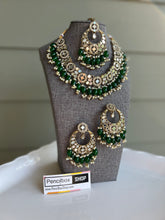 Load image into Gallery viewer, Mirror Statement Glass Drops Necklace set with maangtikka
