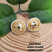 Load image into Gallery viewer, Small Pearl border Daily wear kundan stud Back Meenakari Earrings
