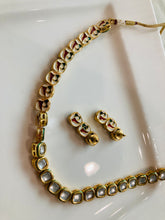 Load image into Gallery viewer, Single line Kundan Necklace set Radhika
