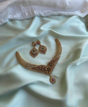 Load image into Gallery viewer, Multicolor Cz Floral Golden Finish Necklace set

