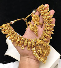 Load image into Gallery viewer, Statement Necklace ganesha Golden Pearl Hanging Ruby Necklace set
