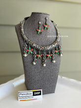 Load image into Gallery viewer, Afghani Ruby Green Black Metal Hasli Necklace set
