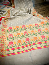 Load image into Gallery viewer, Chanderi Zari border Golden pink orange Green Saree
