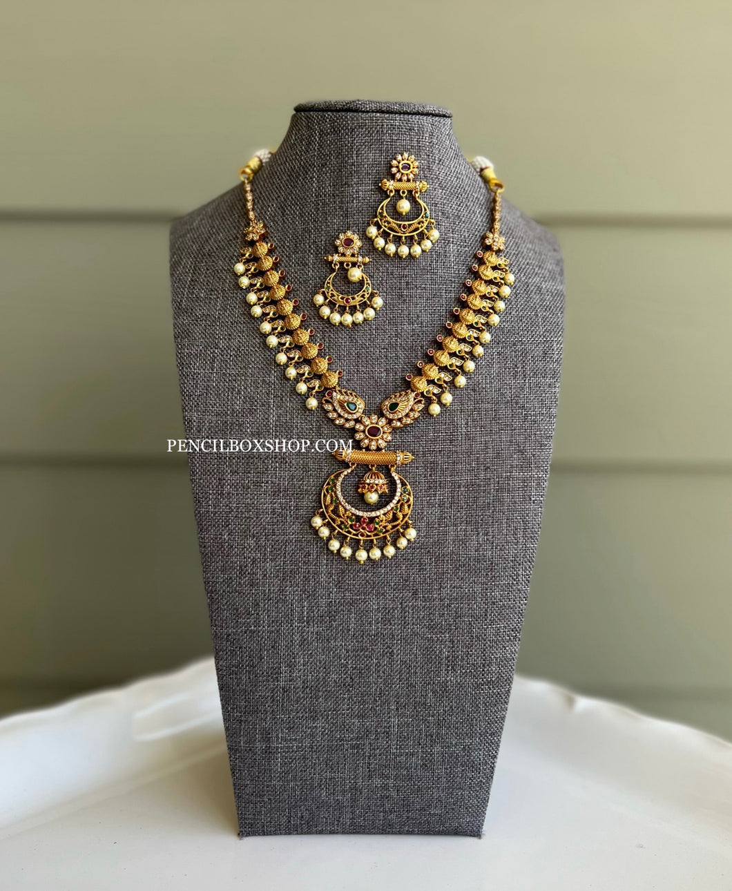 Simple Dainty Kemp stone Cz Necklace set