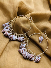 Load image into Gallery viewer, Hoop Oxidised Earrings with hanging shells
