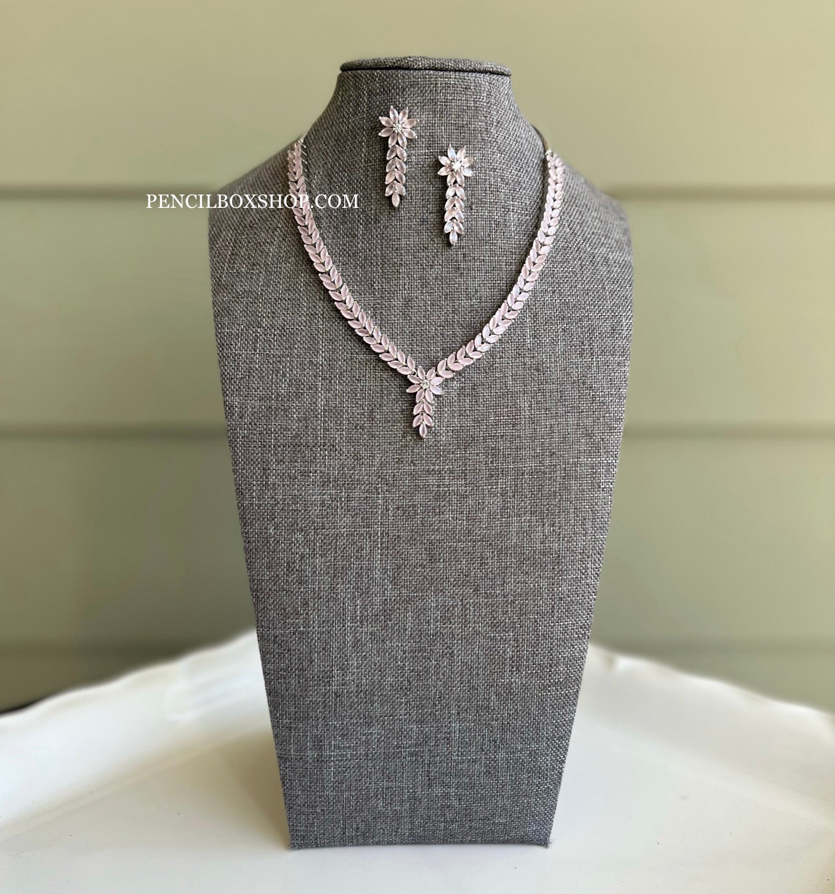 Simple american diamond set Clearance