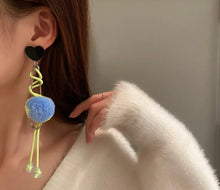Load image into Gallery viewer, Exaggerated Ball Dangling Long Statement Earrings
