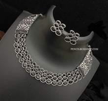Load image into Gallery viewer, German silver three layered sleek stone necklace set
