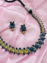 Load image into Gallery viewer, German silver Simple Single line Glass Stone necklace set
