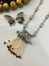 Load image into Gallery viewer, German Silver  peacock Ruby Pearl  Necklace set
