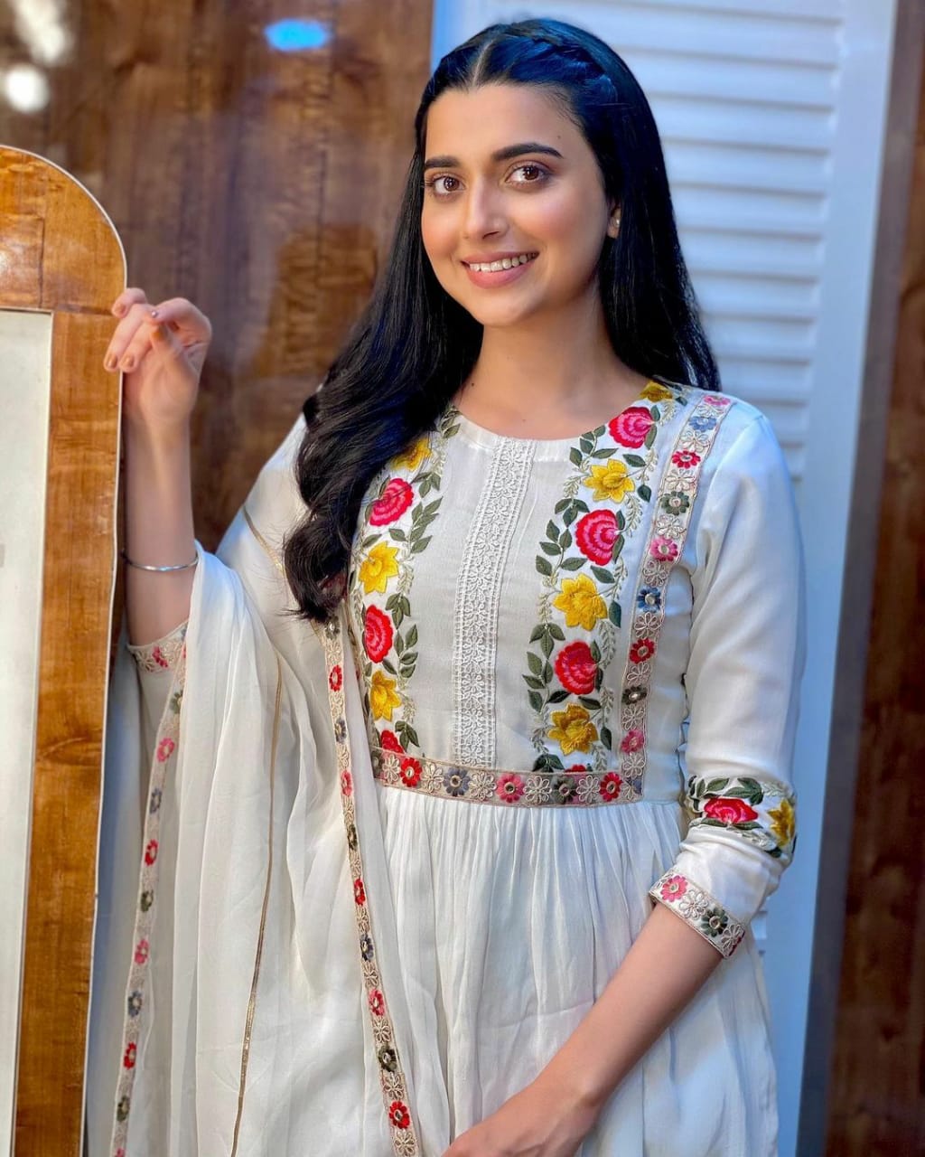 2 pc Embroidery white long Kurta with Dupatta women clothing