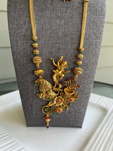 Load image into Gallery viewer, Premium quality Dancing Ganesha Pendant With elephant and unique pattern Necklace set
