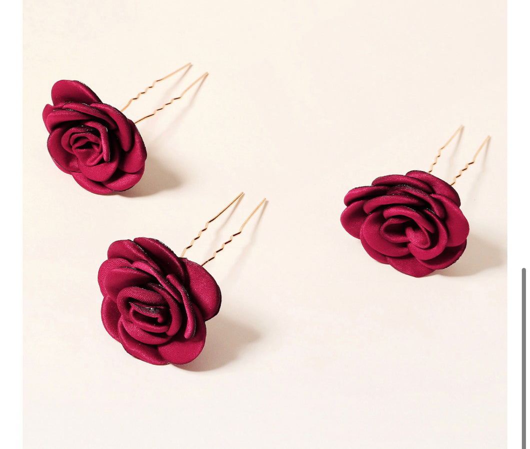 Set of 3 artificial Flower Rose Look Hair accessories