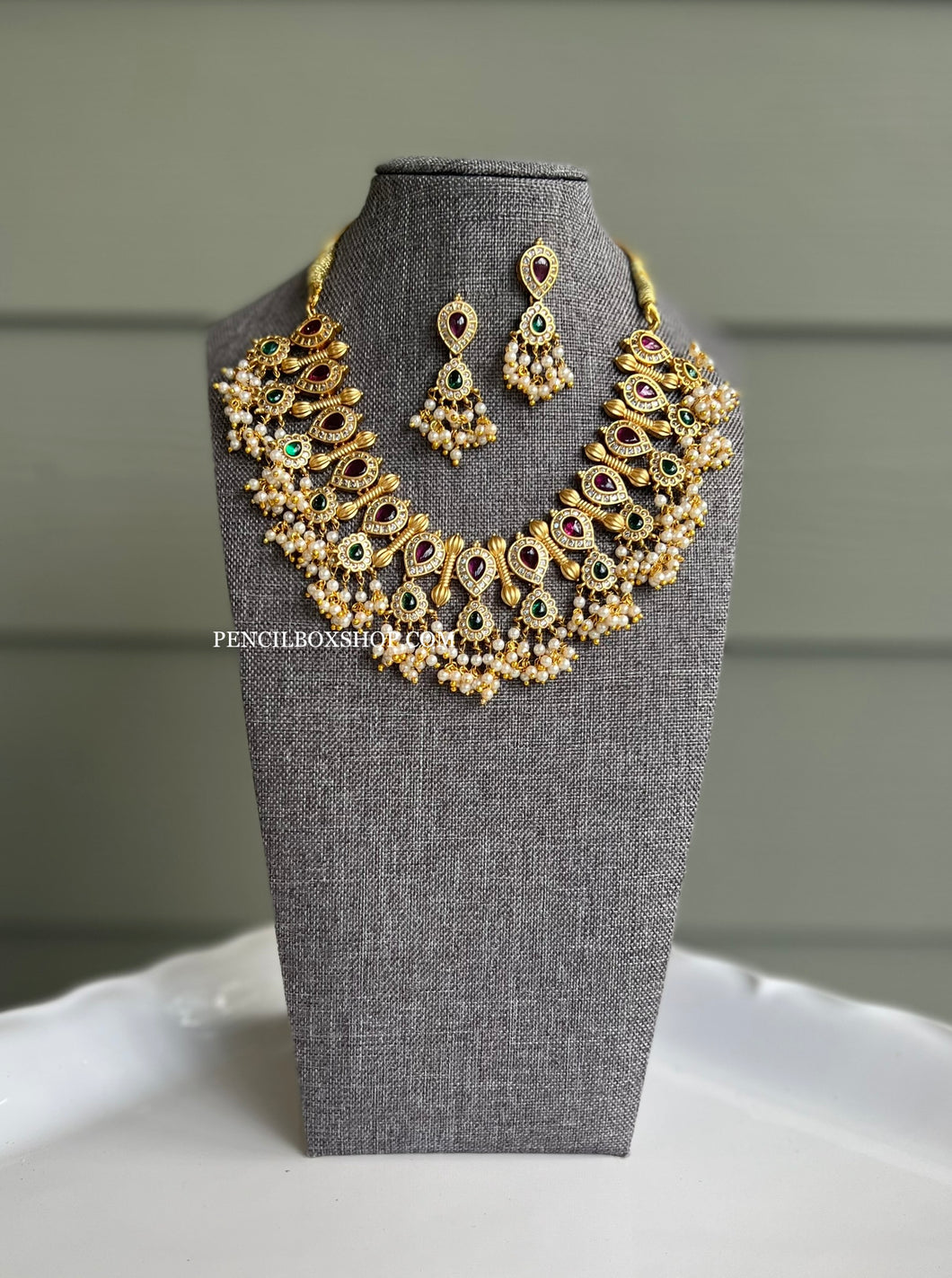 Multicolor guttapusalu  real Kemp stone Cz Copper based necklace set