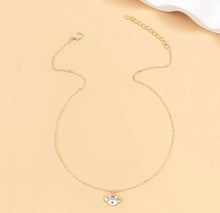 Load image into Gallery viewer, Evil eye Rhinestone small Vintage style Necklace IDW
