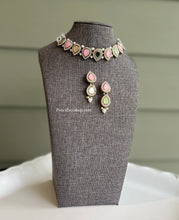 Load image into Gallery viewer, Brass made Tear drop Mirror Pearl Choker Necklace set
