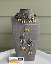 Load image into Gallery viewer, German silver Nandi Dual Tone Pearl Choker  Necklace set
