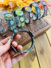 Load image into Gallery viewer, Openable Handpainted German silver kadas
