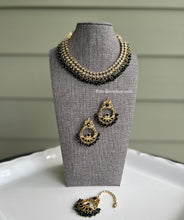 Load image into Gallery viewer, Polki Stone Hydro beads Amira Necklace set with Maangtikka

